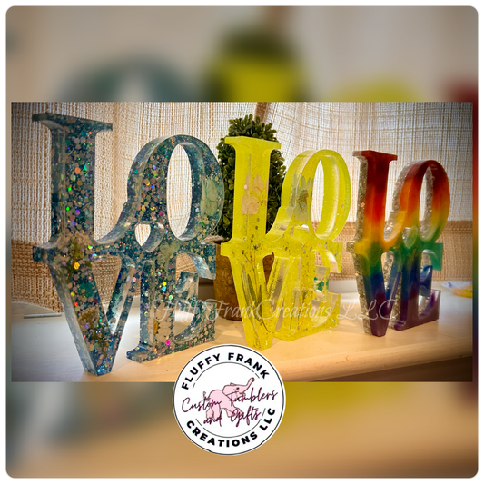Love resin sign (vertical)