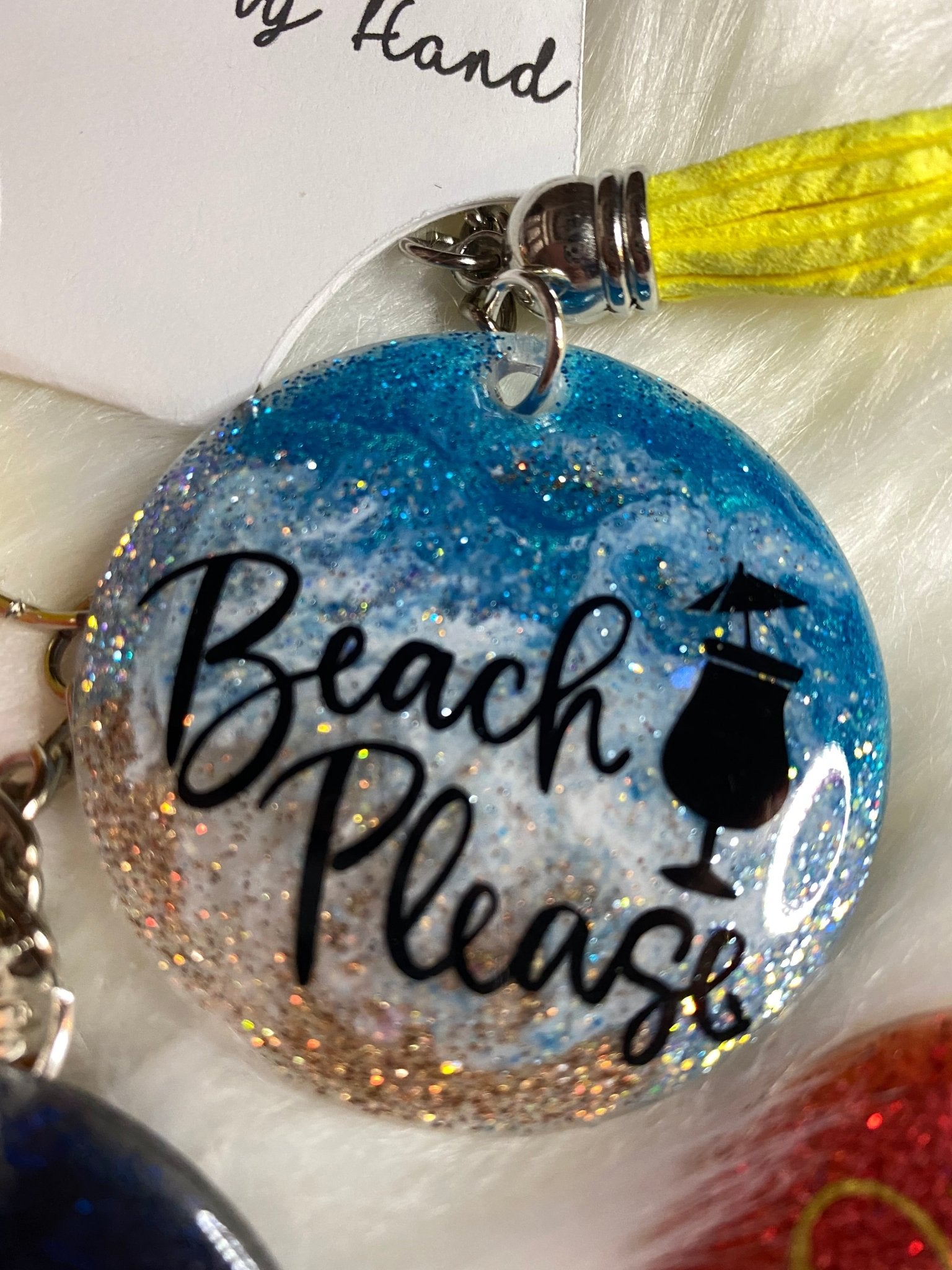 Custom Round keychain - FluffyFrankCreationsLLC