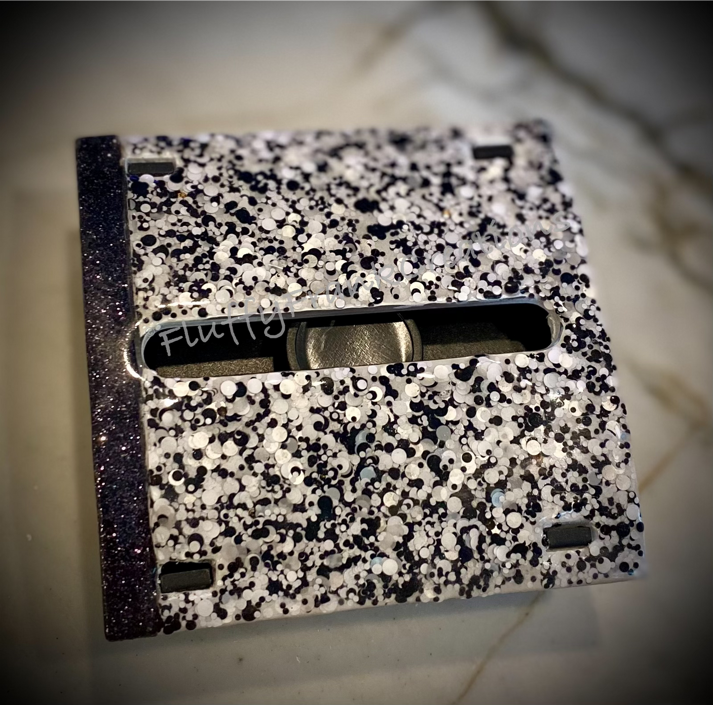 Pop up note dispenser
