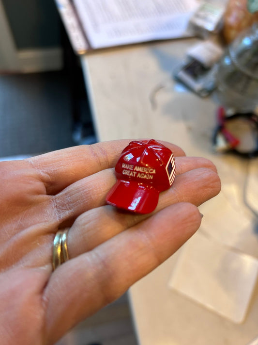 Make America Great Again Keychain - FluffyFrankCreationsLLC