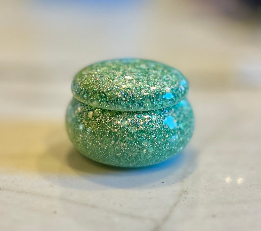 Trinket jar / ring holder. Epoxy resin - FluffyFrankCreationsLLC