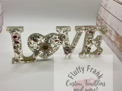 Love resin sign